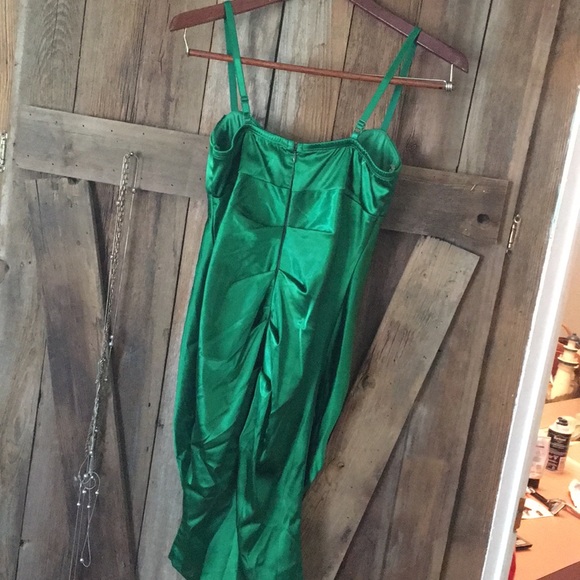 Special occasion dress - Picture 2 of 3